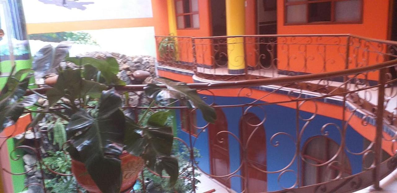 מלון איאקוצ'ו Hospedaje Karol מראה חיצוני תמונה
